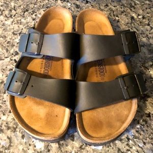 Birkenstock Women’s Black Arizona Sandals